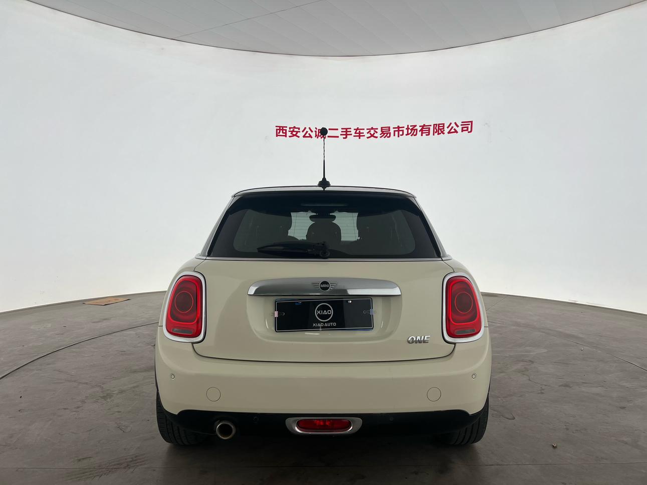 Mini Hatch 2019 thumb 3