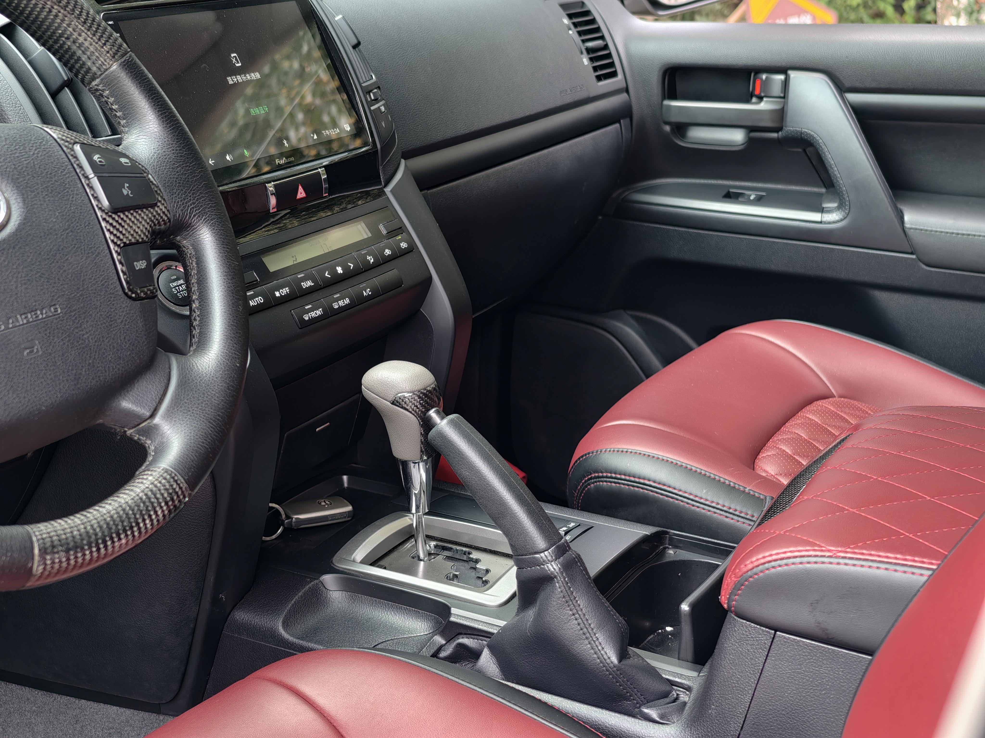 Toyota Land Cruiser 2015 thumb 9
