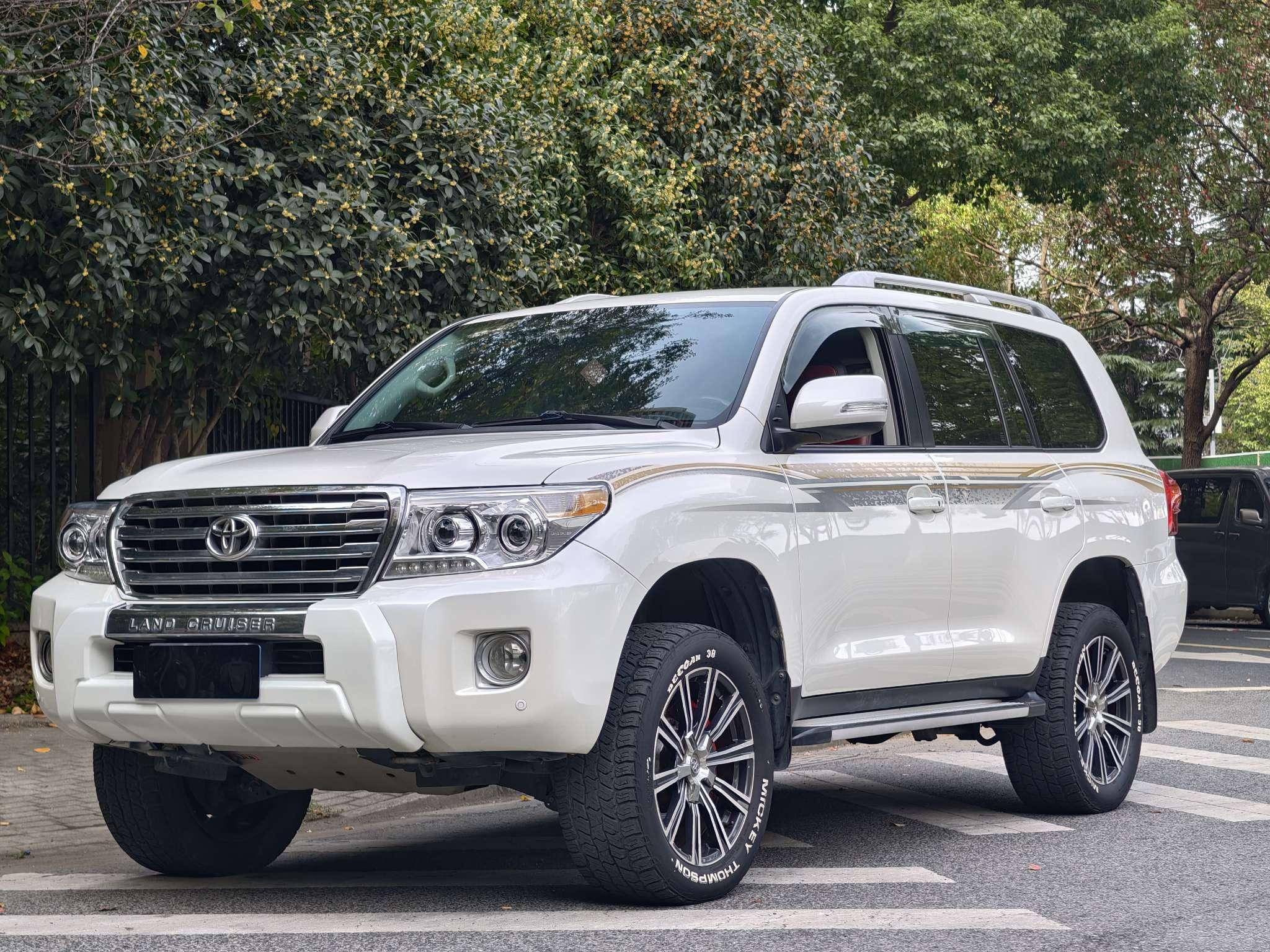 Toyota Land Cruiser 2015 thumb 11
