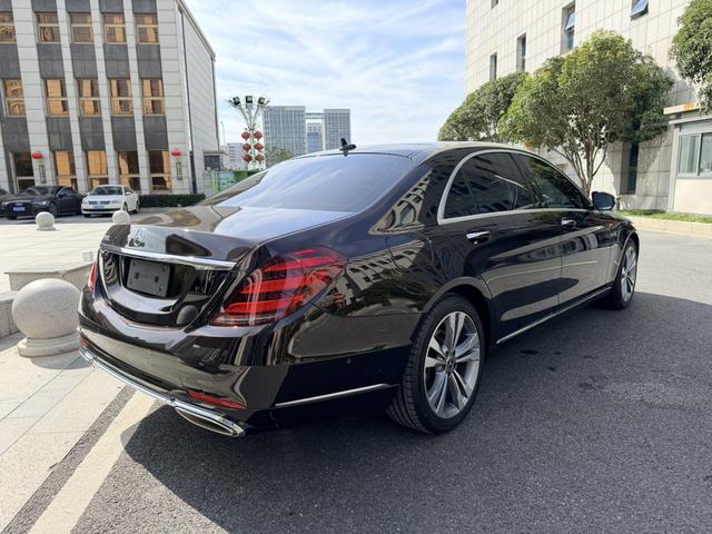 Mercedes-Benz S-Class 2020 thumb 2
