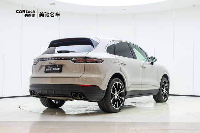 Porsche Cayenne 2022 thumb 5