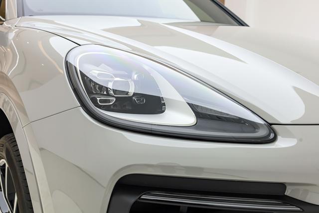 Porsche Cayenne 2022 thumb 8