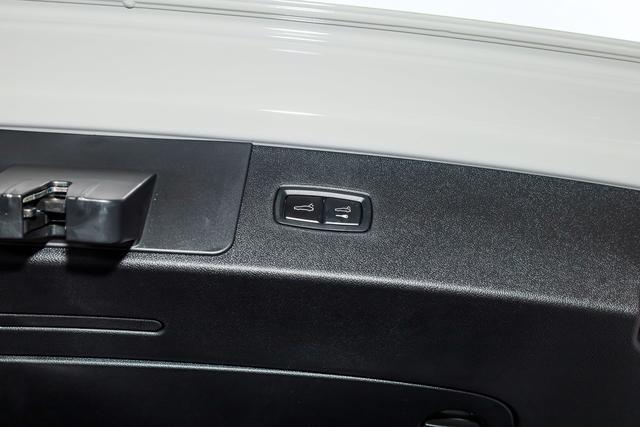 Porsche Cayenne 2022 thumb 11