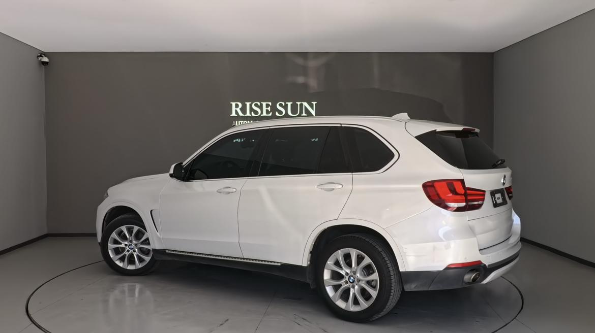 BMW X5 2018 thumb 2