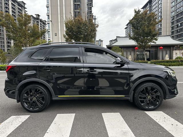 Roewe RX5 2020 thumb 2