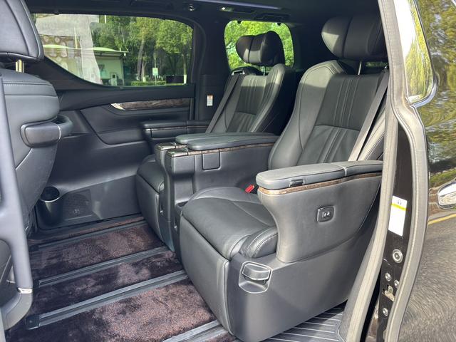 Toyota Vellfire 2019 thumb 5