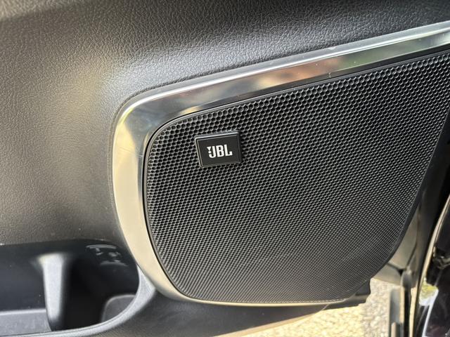 Toyota Vellfire 2019 thumb 9
