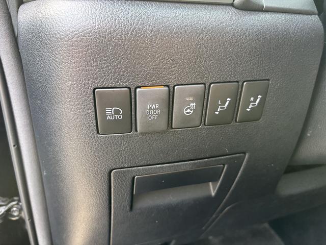 Toyota Vellfire 2019 thumb 10