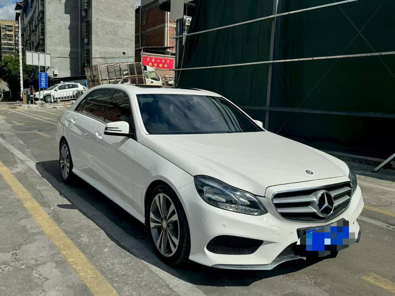 Mercedes-Benz E-Class 2014 thumb 10