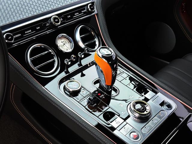 Bentley Continental 2022 thumb 11