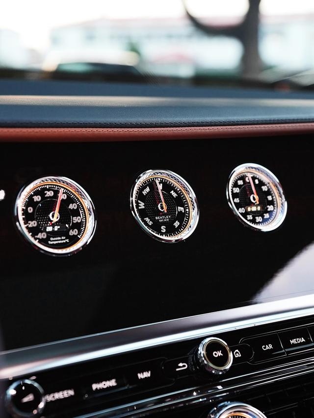 Bentley Flying Spur 2020 thumb 9