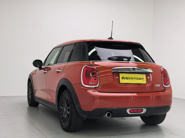 Mini Hatch 2018 thumb 3