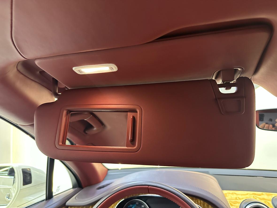 Bentley Bentayga 2017 thumb 12