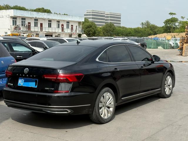 Volkswagen Passat 2020 thumb 6