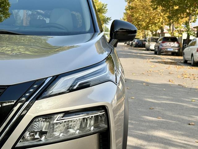 Nissan X-Trail 2023 thumb 7