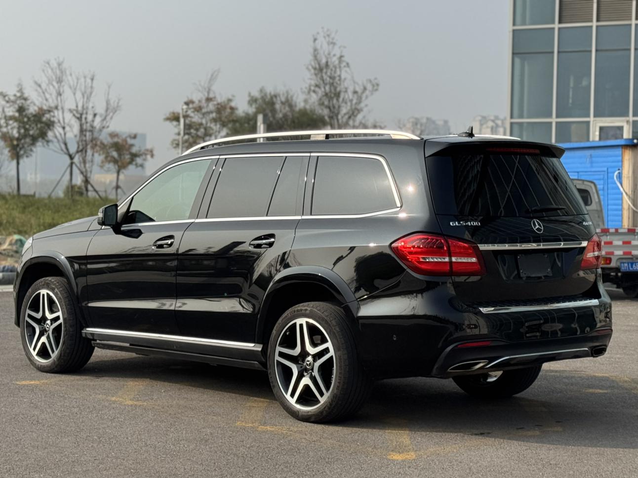 Mercedes-Benz GLS 2016 thumb 2