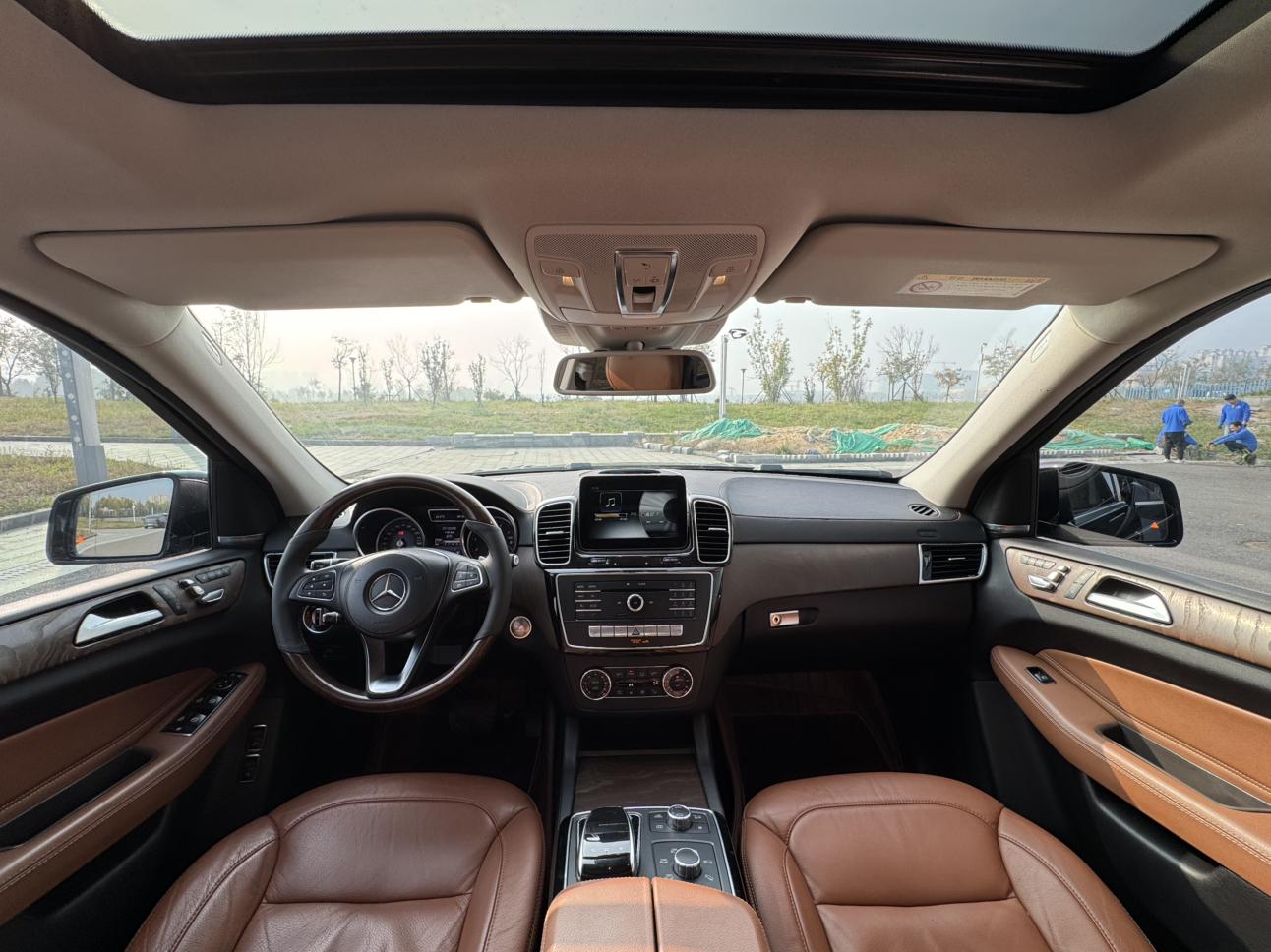 Mercedes-Benz GLS 2016 thumb 7