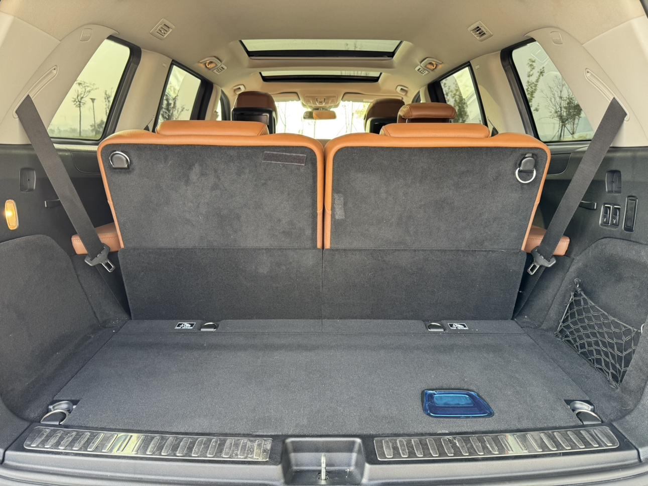 Mercedes-Benz GLS 2016 thumb 10