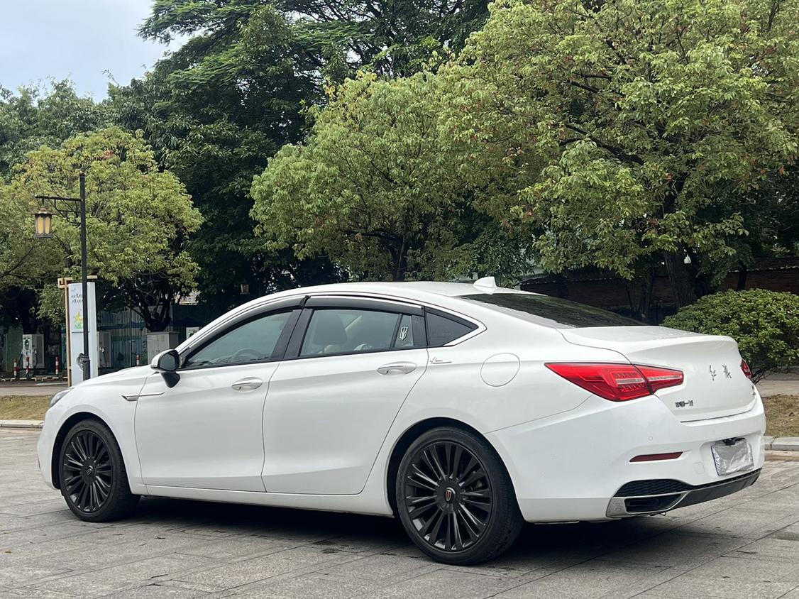Hongqi H5 2021 thumb 2