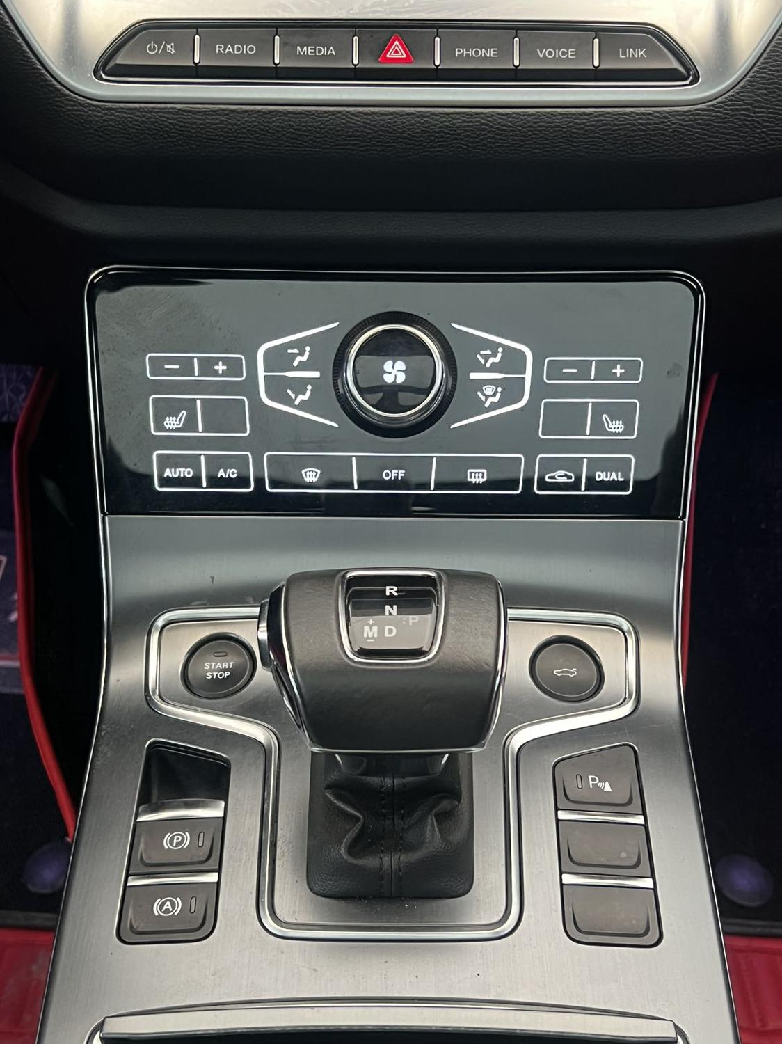 Hongqi H5 2021 thumb 12