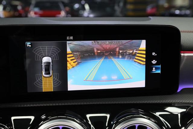 Mercedes-Benz A-Class 2020 thumb 8