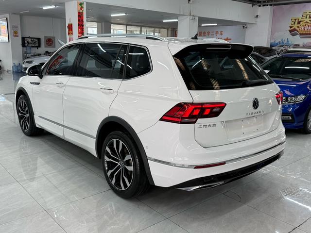Volkswagen Tiguan 2021 thumb 4