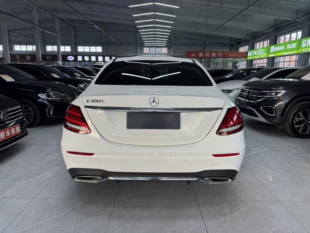 Mercedes-Benz E-Class 2020 thumb 2