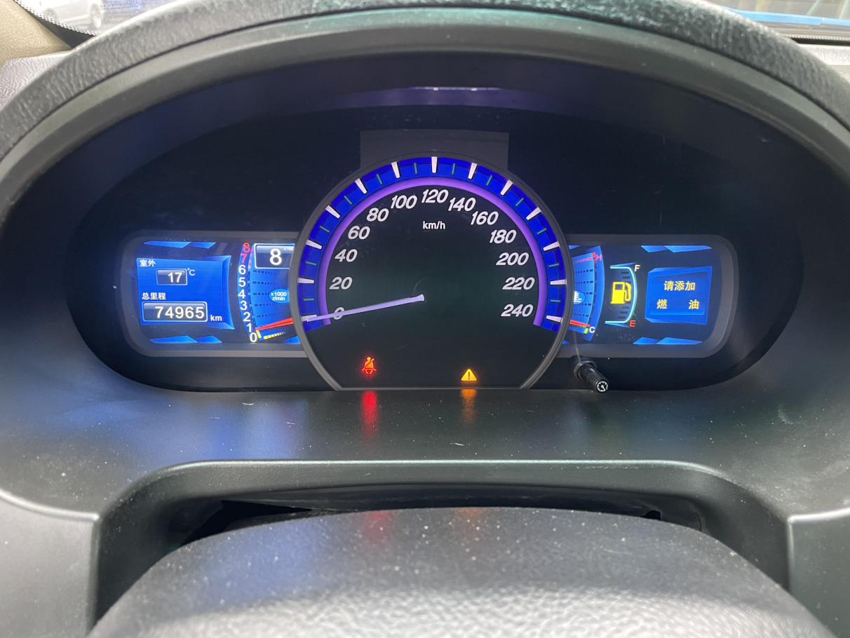 BYD S6 2012 thumb 7