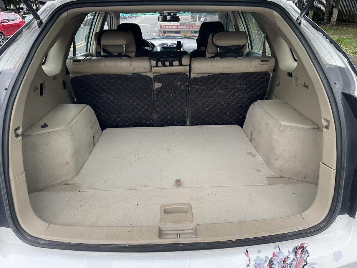 BYD S6 2012 thumb 10