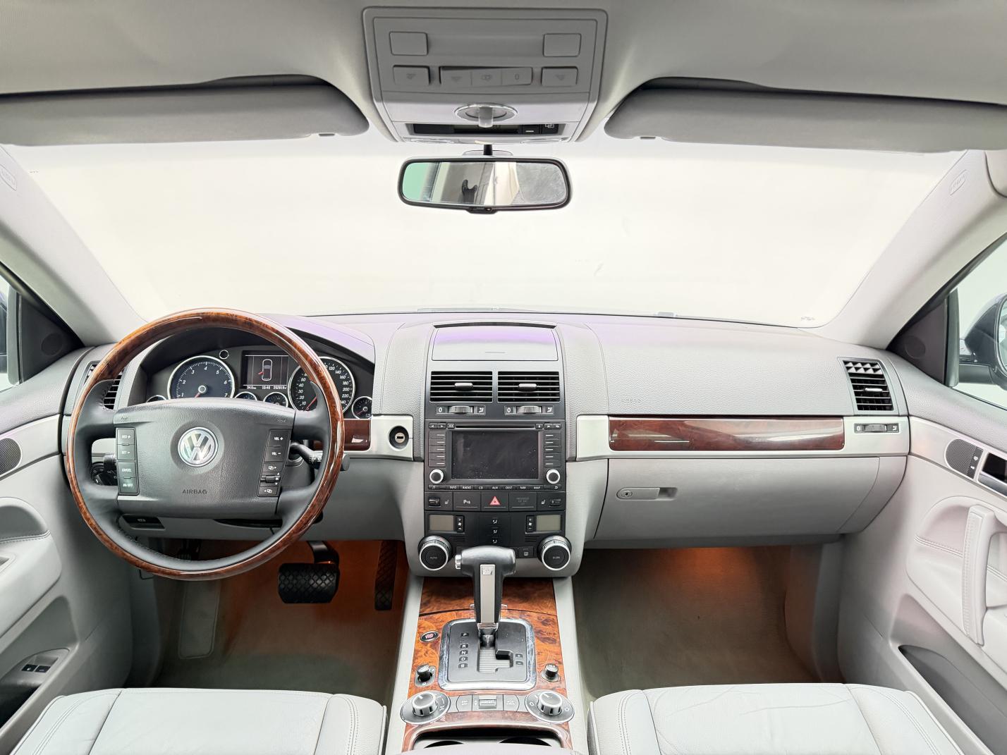 Volkswagen Touareg 2006 thumb 6