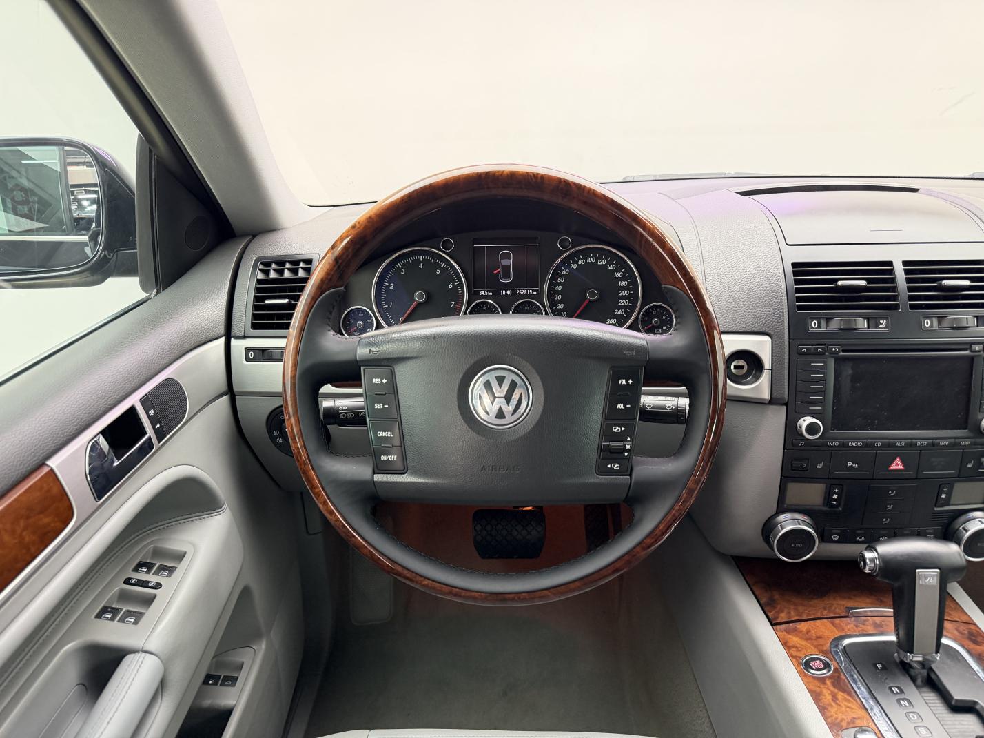 Volkswagen Touareg 2006 thumb 7