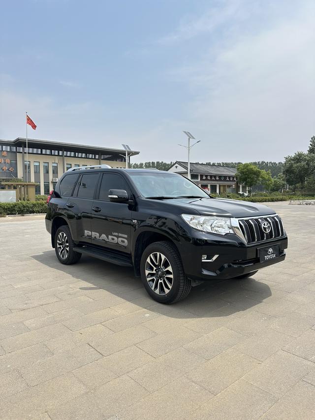 Toyota Land Cruiser Prado 2024 thumb 5