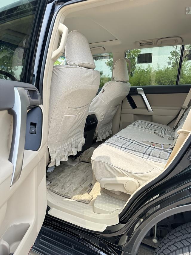 Toyota Land Cruiser Prado 2024 thumb 8