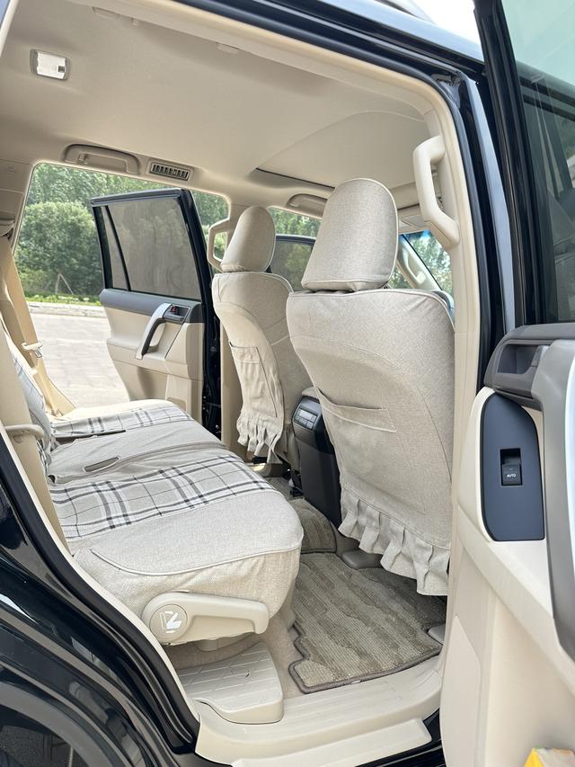 Toyota Land Cruiser Prado 2024 thumb 11