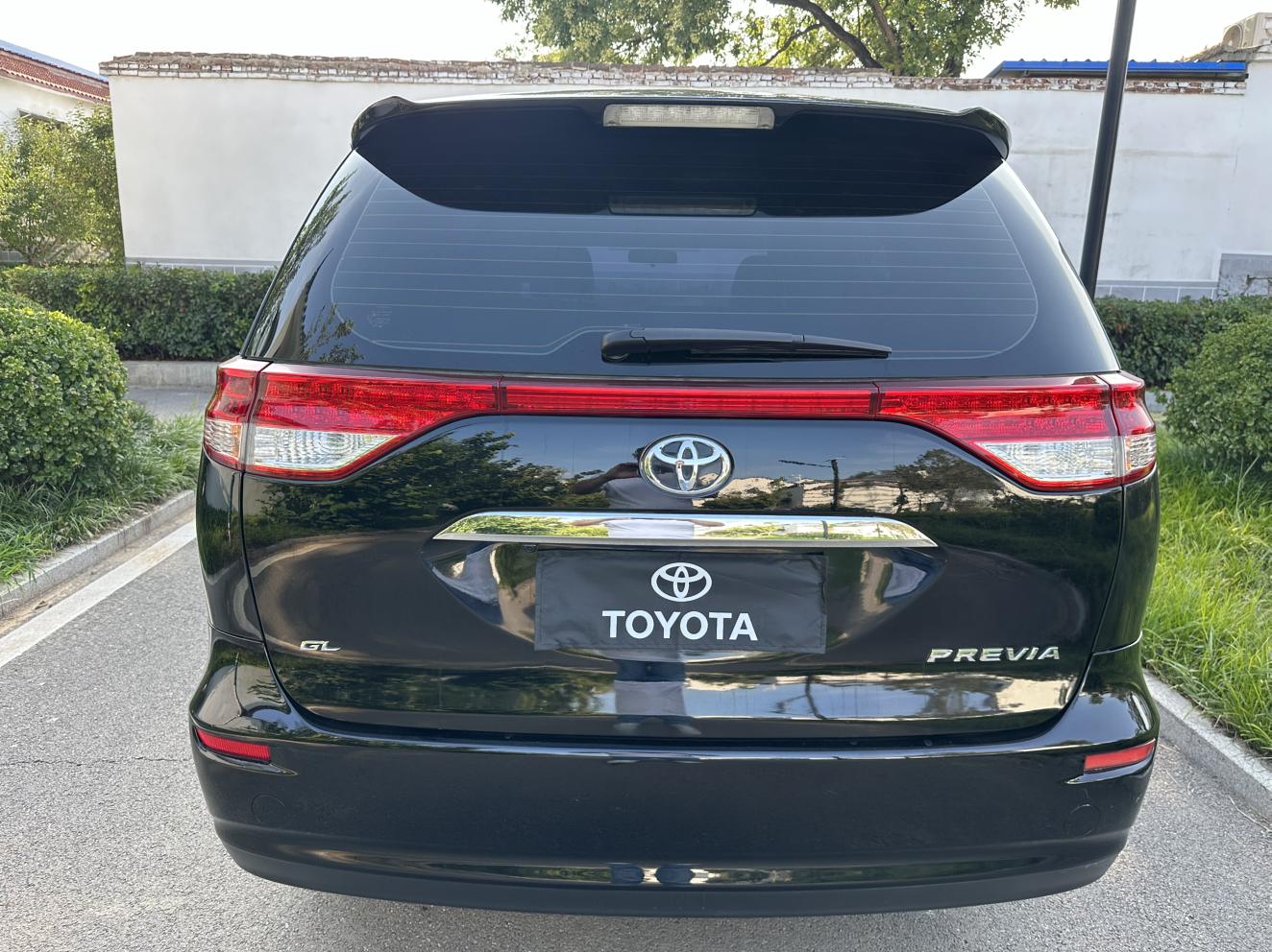 Toyota Previa 2016 thumb 4