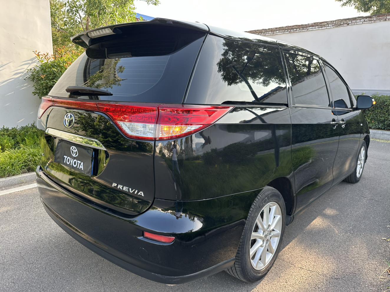Toyota Previa 2016 thumb 5