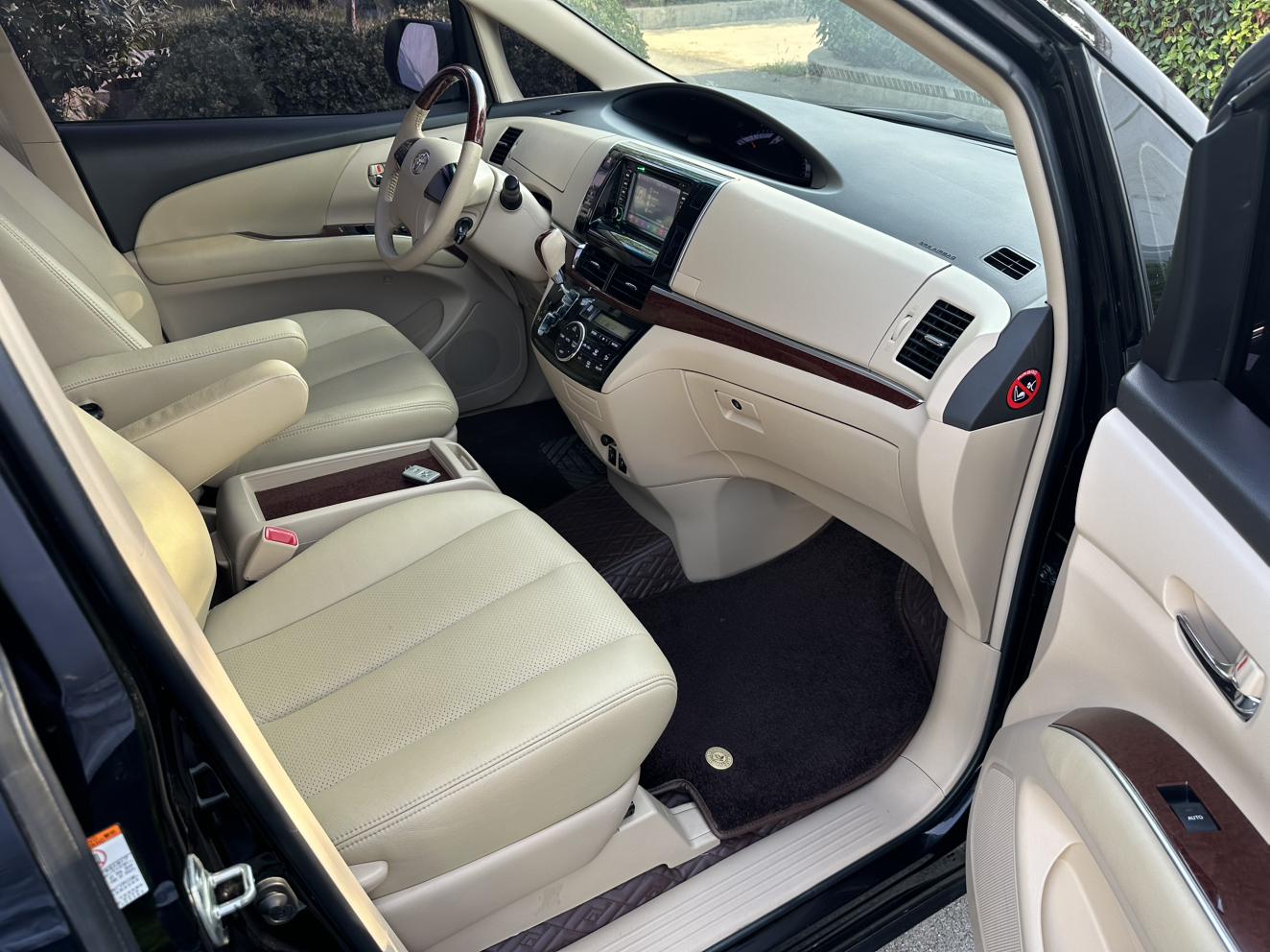 Toyota Previa 2016 thumb 7
