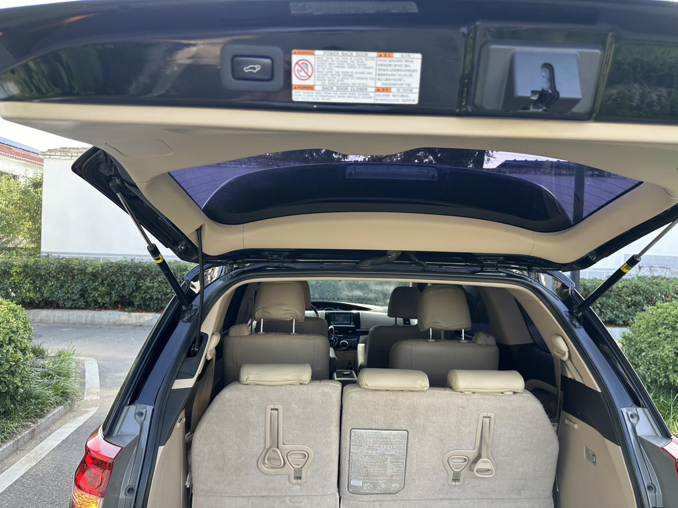 Toyota Previa 2016 thumb 8