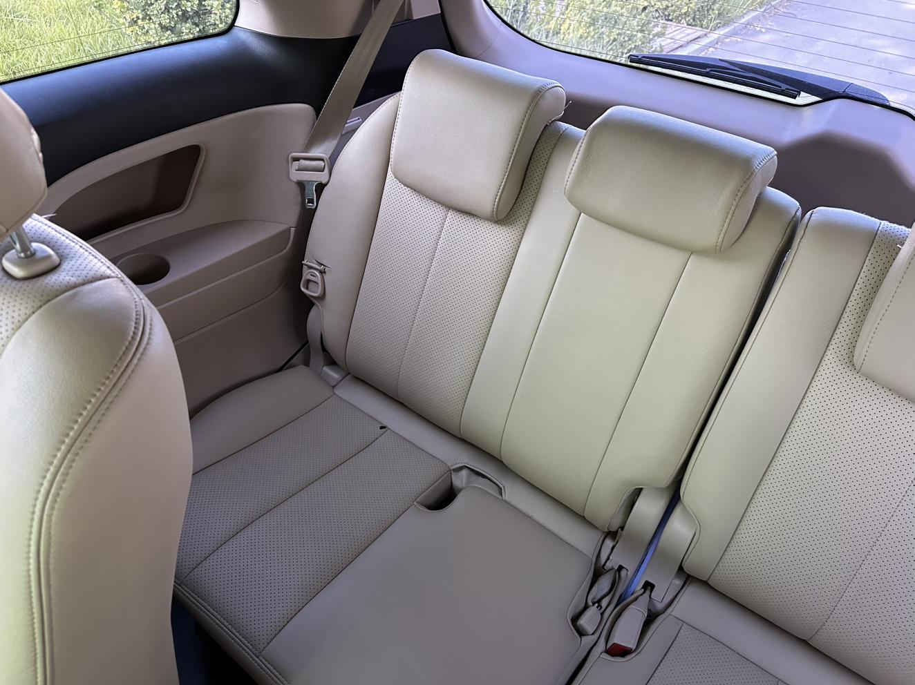 Toyota Previa 2016 thumb 12