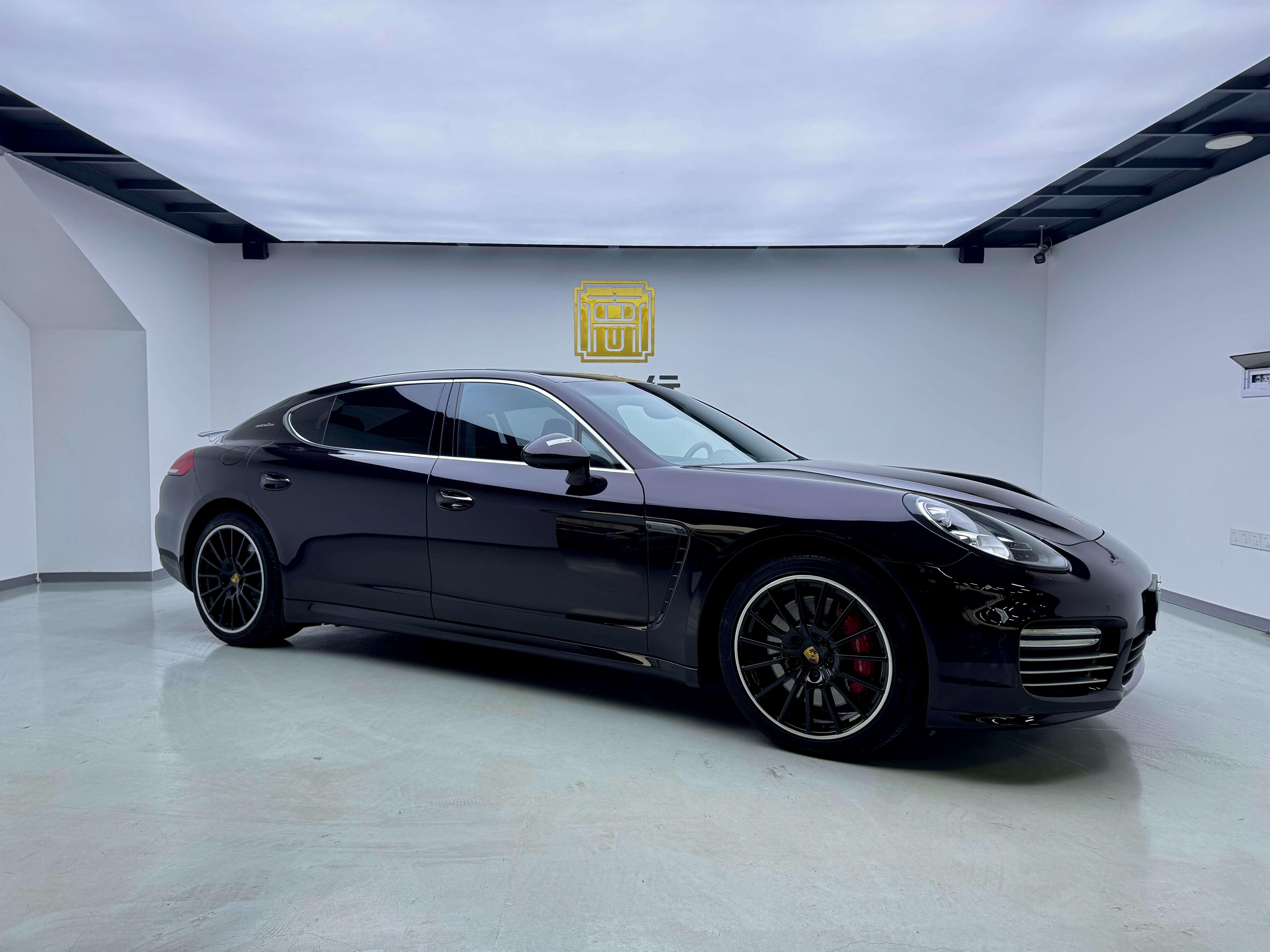 Porsche Panamera 2016 thumb 5