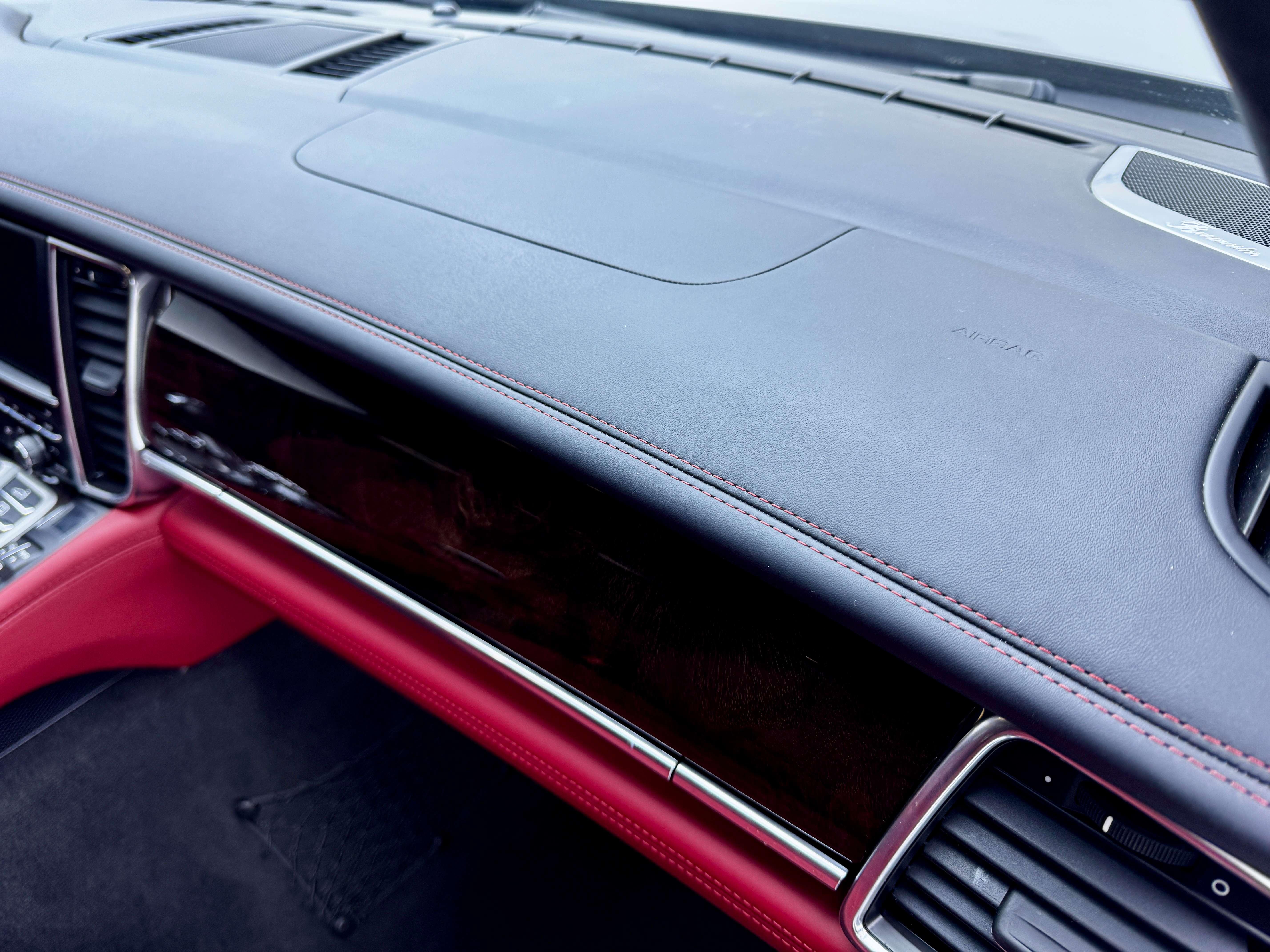 Porsche Panamera 2016 thumb 10