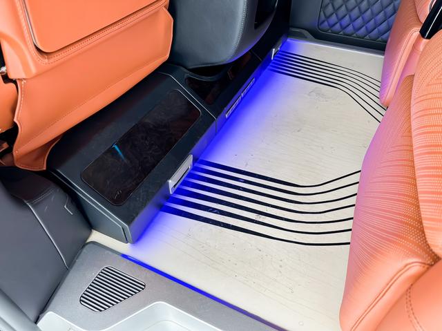 Mercedes-Benz V-Класс 2021 thumb 6