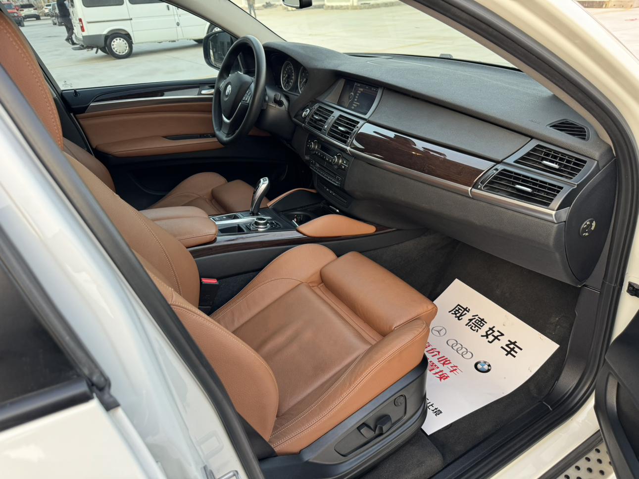 BMW X6 2013 thumb 8