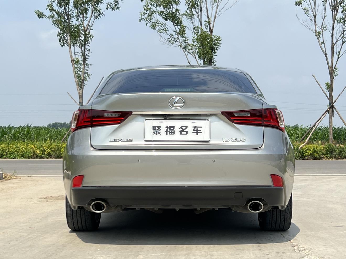 Lexus IS 2014 thumb 4