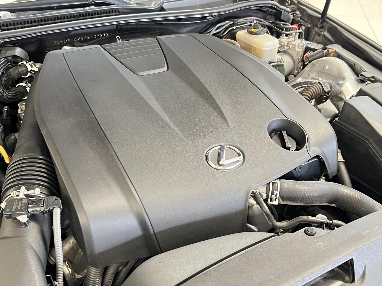 Lexus IS 2014 thumb 7