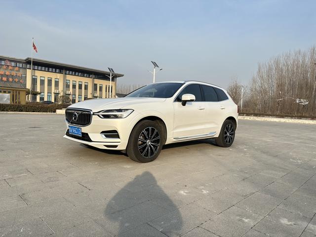 Volvo XC60 2021 thumb 6