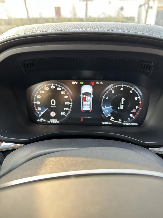 Volvo XC60 2021 thumb 10