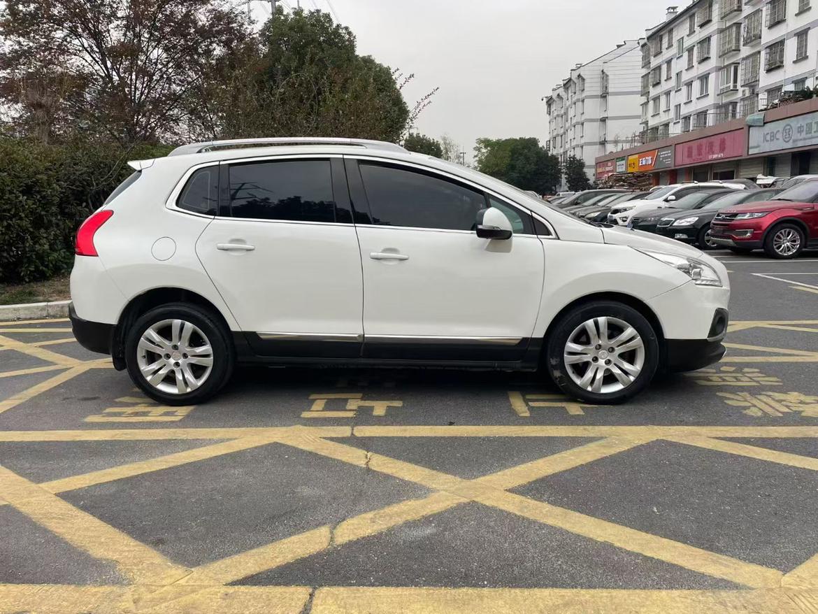 Peugeot 3008 2013 thumb 3