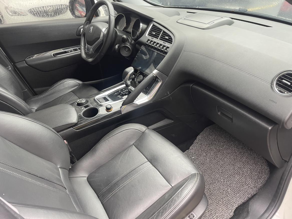 Peugeot 3008 2013 thumb 6