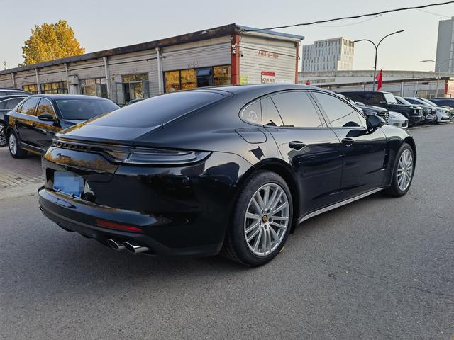 Porsche Panamera 2023 thumb 10